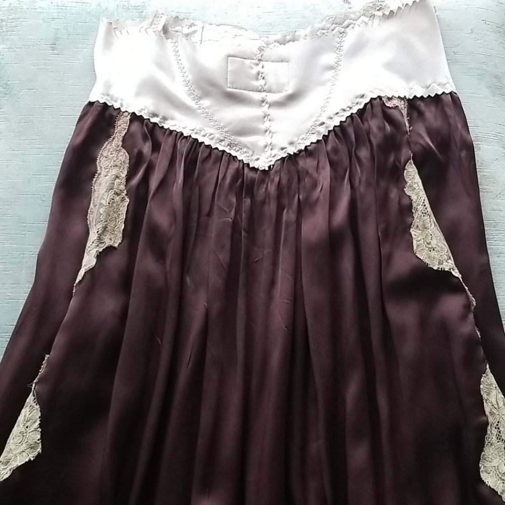 Cigana lace and satin dress - Picture 6 of 9